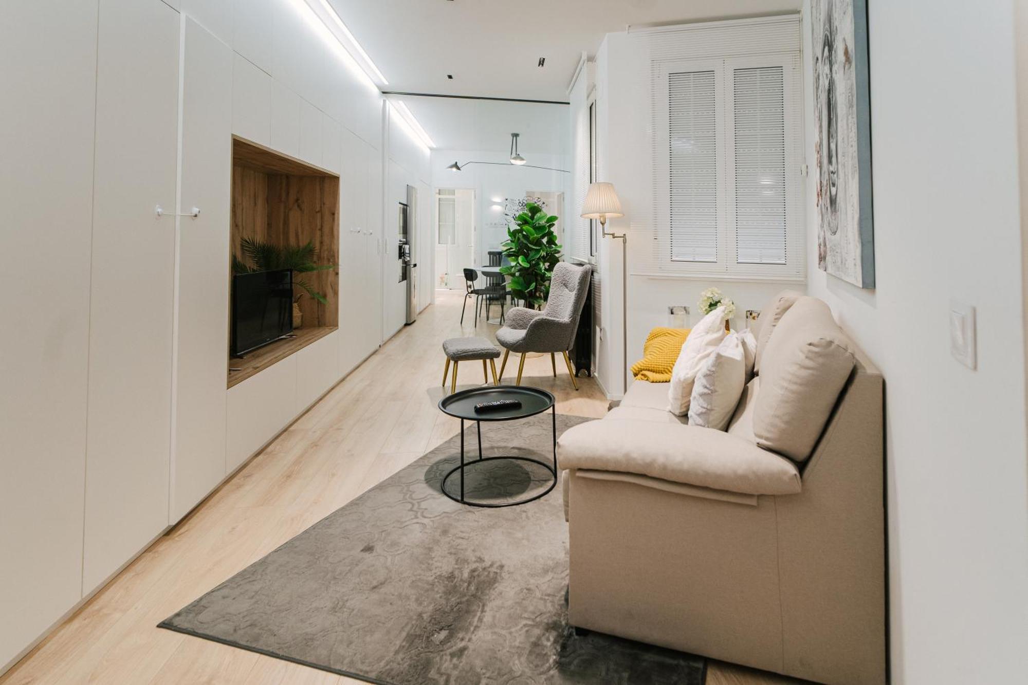 Lujoso Y Amplio Apartamento Con Parking Incluido Leão Exterior foto
