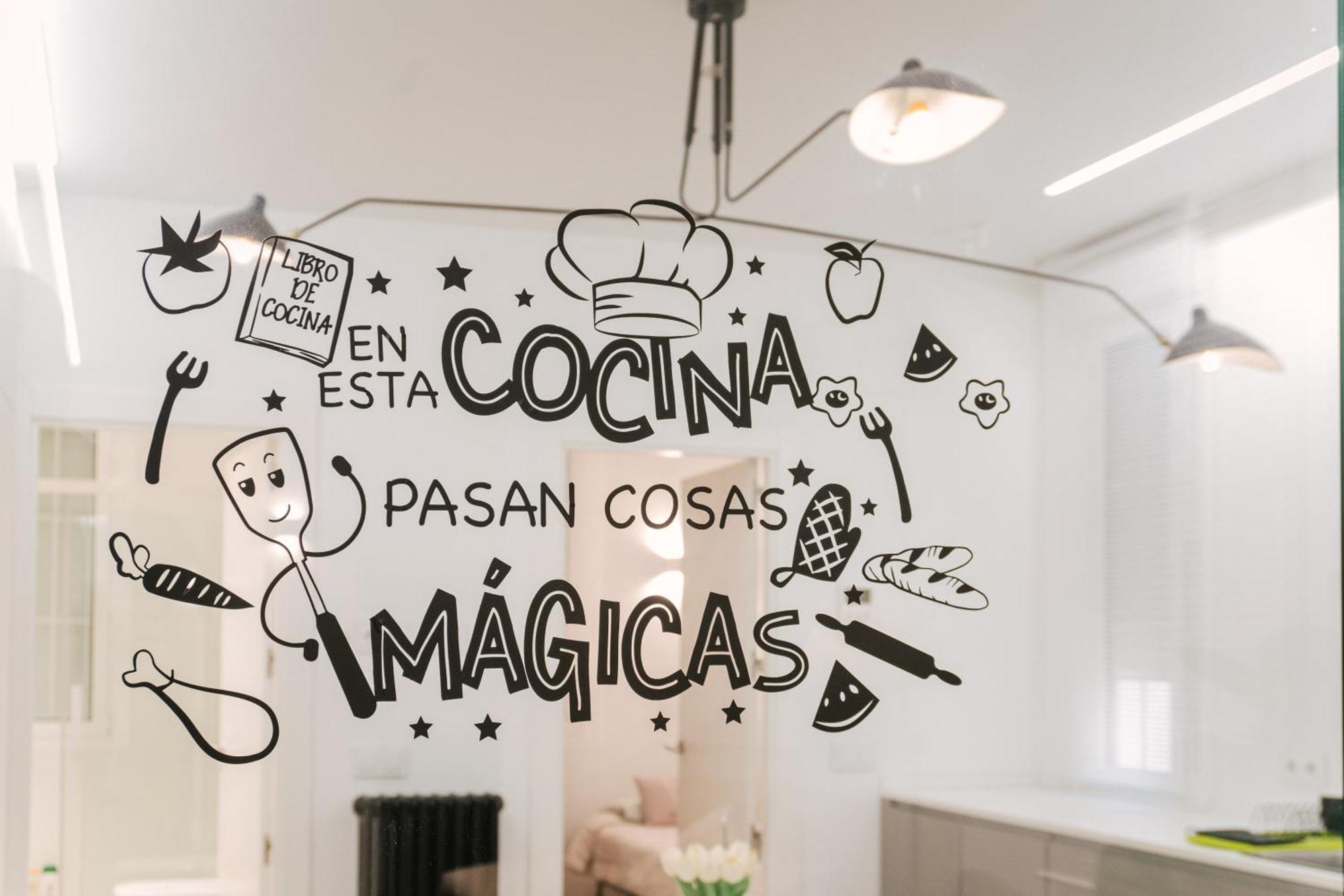 Lujoso Y Amplio Apartamento Con Parking Incluido Leão Exterior foto