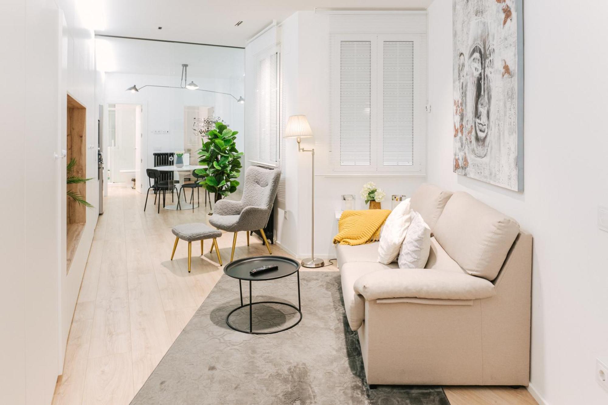 Lujoso Y Amplio Apartamento Con Parking Incluido Leão Exterior foto