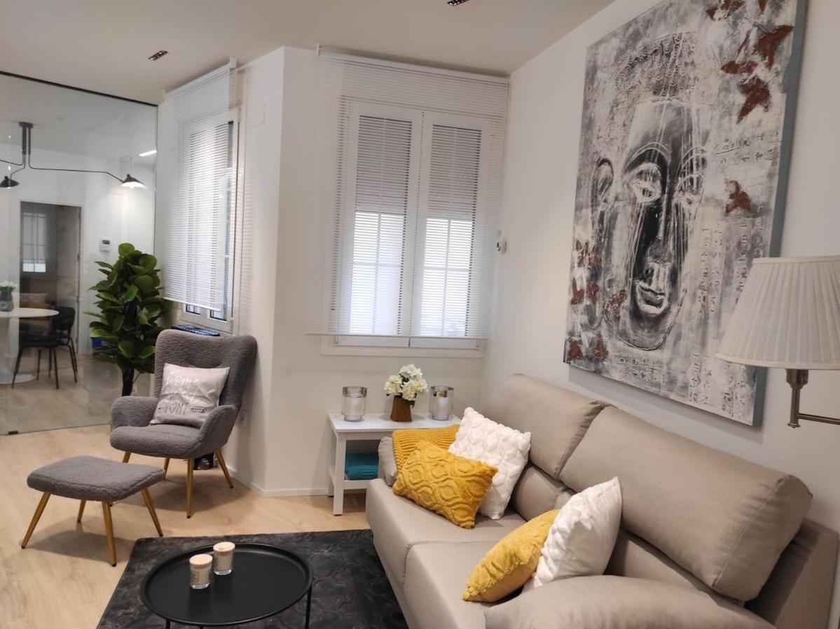 Lujoso Y Amplio Apartamento Con Parking Incluido Leão Exterior foto